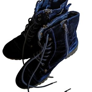 Dark Blue Suede Guess Boots